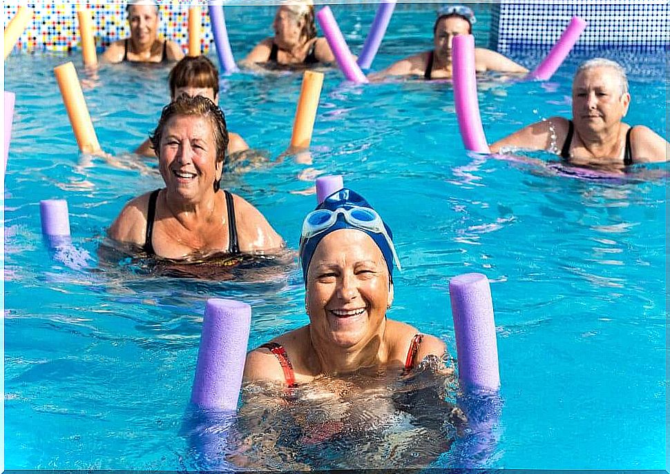 Swimming is a suitable exercise in old age