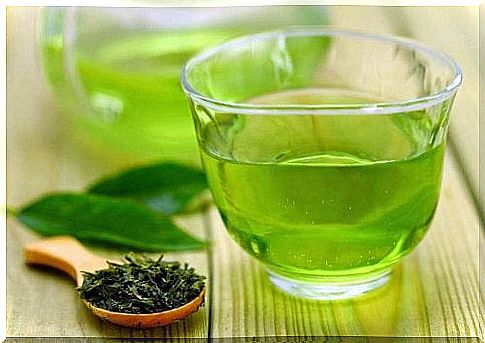 Remedies for mouth care: green tea and ginger