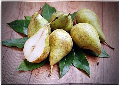 Pears are an option for diet for gastritis