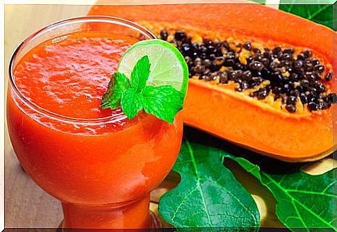 Papaya is a great fruit to fight urinary tract infections