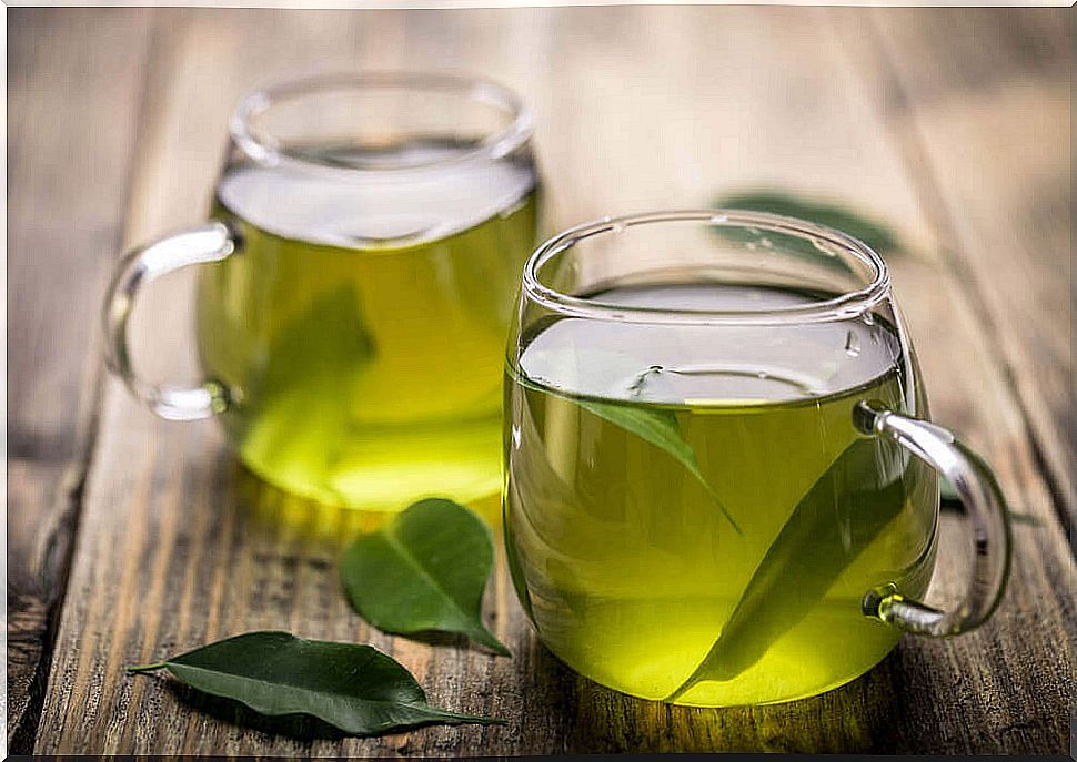 Green tea helps treat excessive sweating