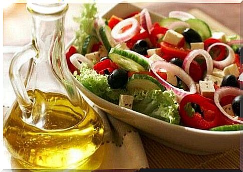 Why the Mediterranean diet can help me lose weight?